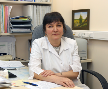 Соколова Манана Александровна — старший научный сотрудник, кандидат медицинских наук, врач-гематолог.
